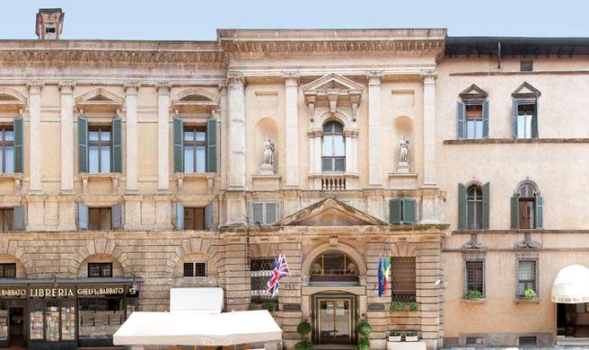 Accademia Hotel Exterior