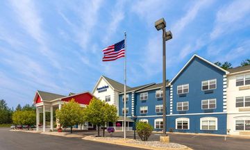 AmericInn by Wyndham Iron Mountain
