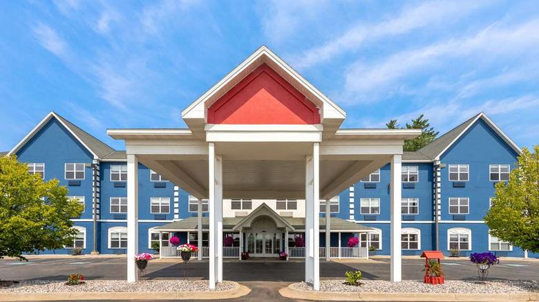 <b>AmericInn by Wyndham Iron Mountain Exterior</b>. Images powered by <a href="https://iceportal.shijigroup.com/" title="IcePortal" target="_blank">IcePortal</a>.