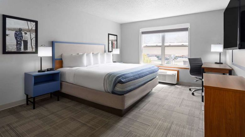 <b>AmericInn by Wyndham Iron Mountain Room</b>. Images powered by <a href="https://iceportal.shijigroup.com/" title="IcePortal" target="_blank">IcePortal</a>.
