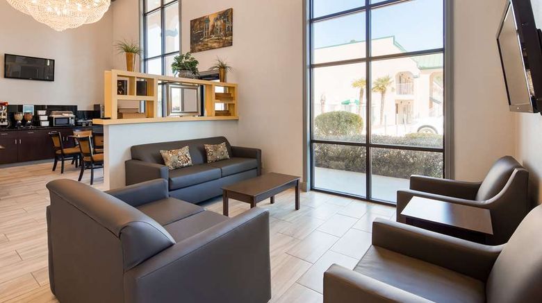 <b>SureStay Plus by Best Western Hammond Lobby</b>. Images powered by <a href="https://iceportal.shijigroup.com/" title="IcePortal" target="_blank">IcePortal</a>.