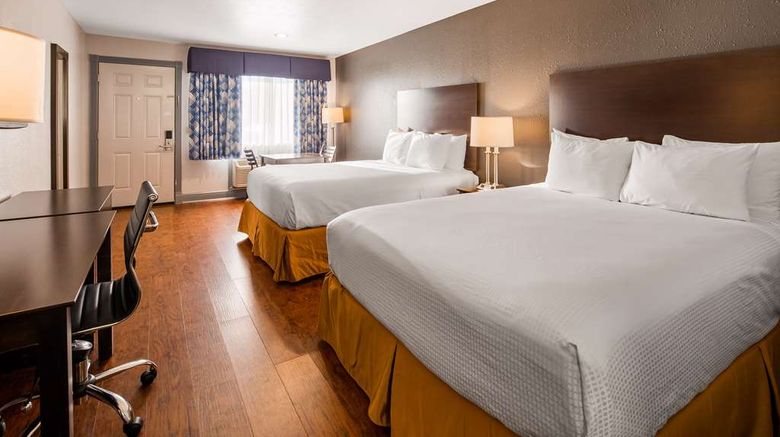 <b>SureStay Plus by Best Western Hammond Room</b>. Images powered by <a href="https://iceportal.shijigroup.com/" title="IcePortal" target="_blank">IcePortal</a>.