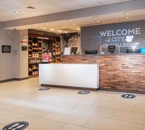 Hampton Inn & Suites Conway Lobby