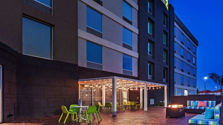 Home2 Suites by Hilton Laredo Exterior