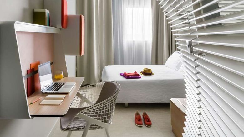 <b>OKKO Hotels Bayonne Centre Room</b>. Images powered by <a href="https://iceportal.shijigroup.com/" title="IcePortal" target="_blank">IcePortal</a>.