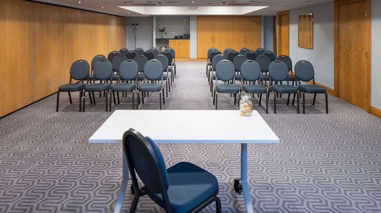 <b>Glasgow, BW Signature Collection Meeting</b>. Images powered by <a href="https://iceportal.shijigroup.com/" title="IcePortal" target="_blank">IcePortal</a>.