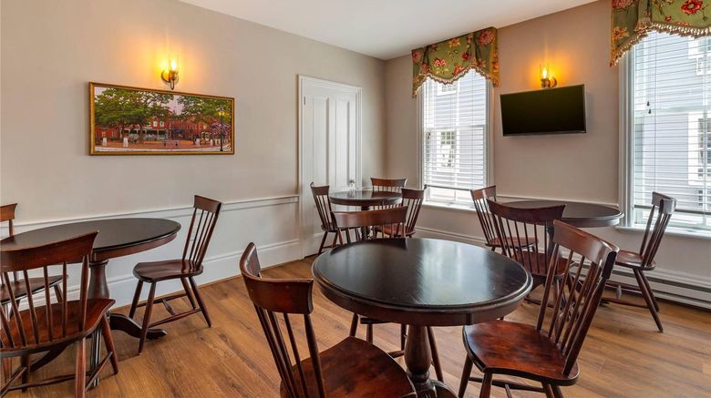 <b>Essex Street Inn Restaurant</b>. Images powered by <a href="https://iceportal.shijigroup.com/" title="IcePortal" target="_blank">IcePortal</a>.
