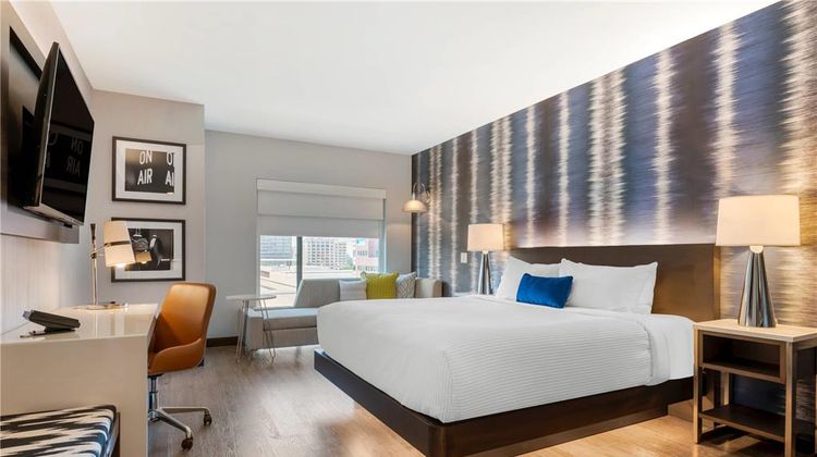 Cambria Hotel Detroit Downtown Suite