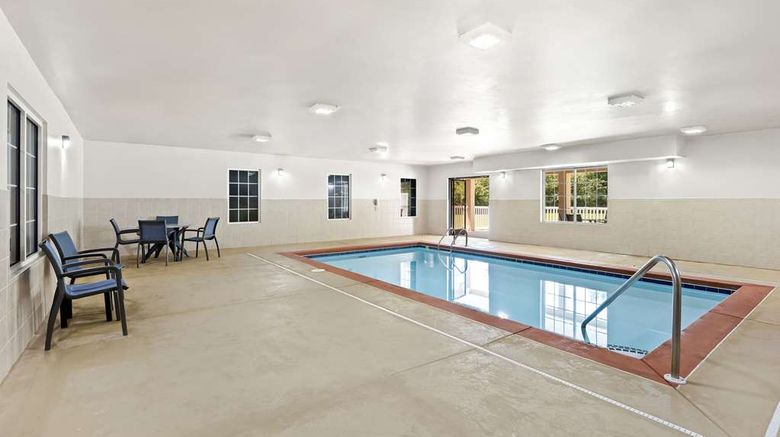 <b>Comfort Inn & Suites High Point-Archdale Pool</b>. Images powered by <a href="https://iceportal.shijigroup.com/" title="IcePortal" target="_blank">IcePortal</a>.