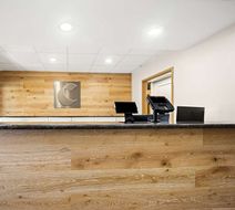 Comfort Inn & Suites High Point-Archdale Lobby