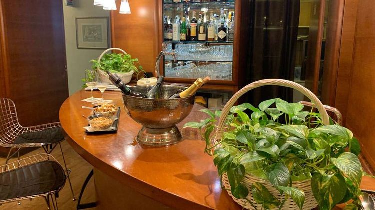 Carlton Hotel Restaurant