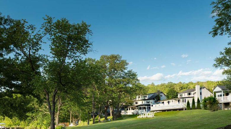 <b>Silver Birches Resort Exterior</b>. Images powered by <a href="https://iceportal.shijigroup.com/" title="IcePortal" target="_blank">IcePortal</a>.