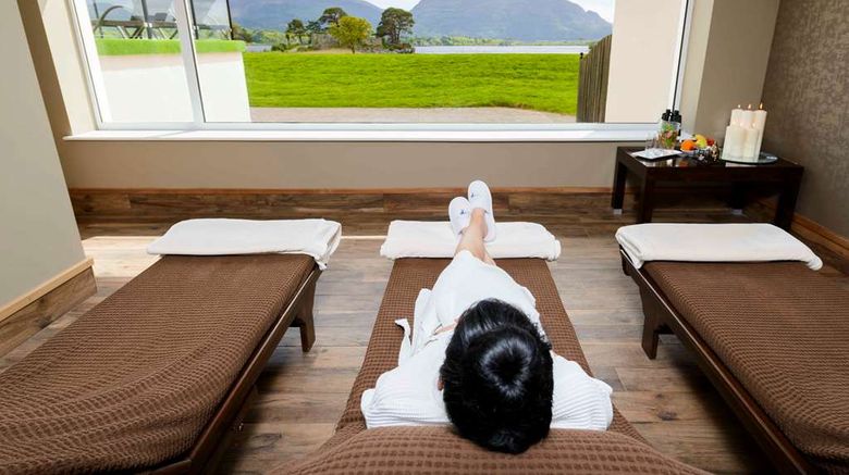 <b>The Lake Hotel Room</b>. Images powered by <a href="https://iceportal.shijigroup.com/" title="IcePortal" target="_blank">IcePortal</a>.