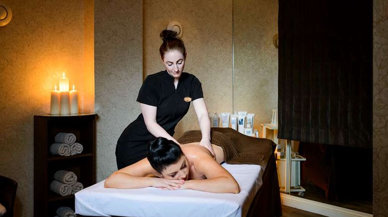 <b>The Lake Hotel Spa</b>. Images powered by <a href="https://iceportal.shijigroup.com/" title="IcePortal" target="_blank">IcePortal</a>.