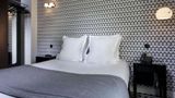 <b>Hotel Emile Room</b>. Images powered by <a href="https://iceportal.shijigroup.com/" title="IcePortal" target="_blank">IcePortal</a>.