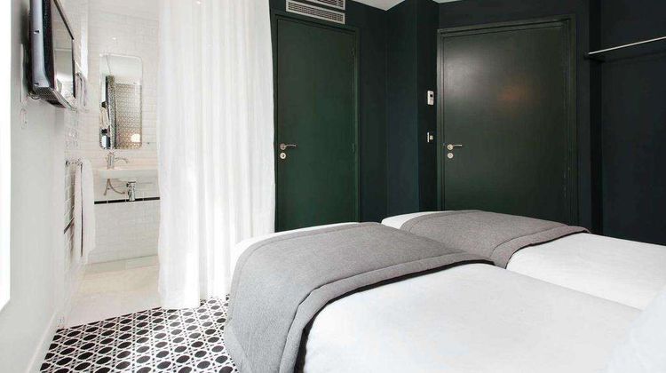 Hotel Emile Room