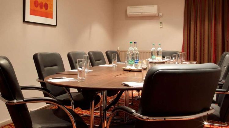 Aberdeen Airport Sure Hotel Coll by BW Meeting