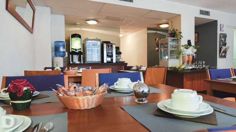 <b>ResidHotel Grenette Restaurant</b>. Images powered by <a href="https://iceportal.shijigroup.com/" title="IcePortal" target="_blank">IcePortal</a>.