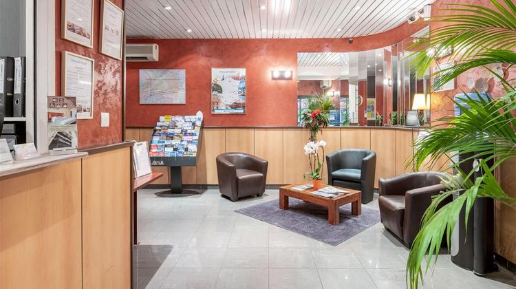 ResidHotel Grenette Lobby