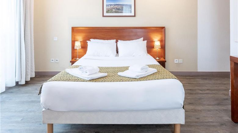 <b>ResidHotel Grenette Room</b>. Images powered by <a href="https://iceportal.shijigroup.com/" title="IcePortal" target="_blank">IcePortal</a>.