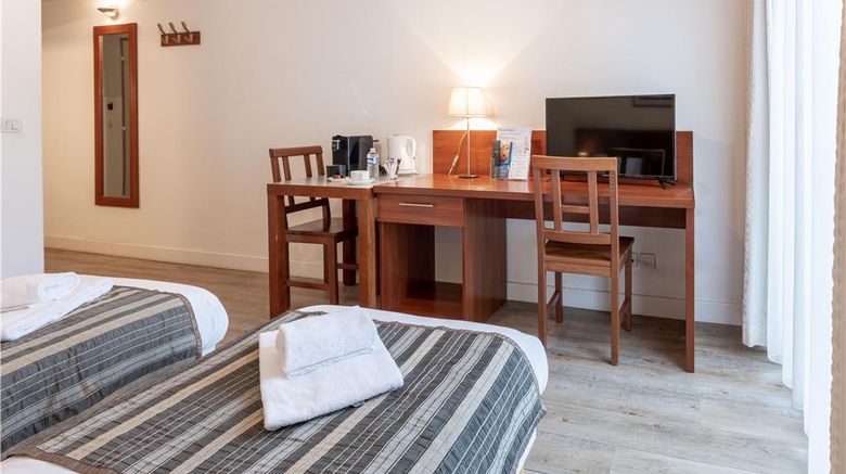 <b>ResidHotel Grenette Room</b>. Images powered by <a href="https://iceportal.shijigroup.com/" title="IcePortal" target="_blank">IcePortal</a>.