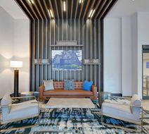 Hampton Inn Salem Boston Lobby