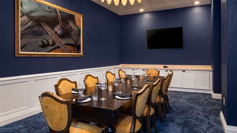 <b>The Peregrine Omaha Downtown Curio Coll Restaurant</b>. Images powered by <a href="https://iceportal.shijigroup.com/" title="IcePortal" target="_blank">IcePortal</a>.
