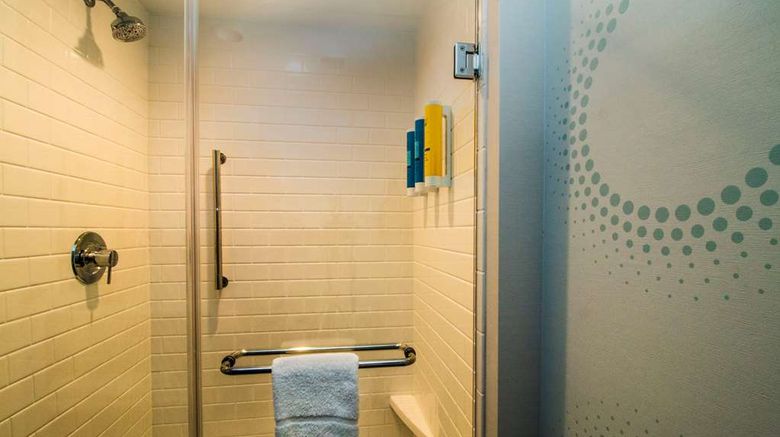 <b>Tru by Hilton Norfolk Airport Room</b>. Images powered by <a href="https://iceportal.shijigroup.com/" title="IcePortal" target="_blank">IcePortal</a>.