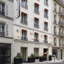 Le Belgrand Paris Champs, Tapestry Coll