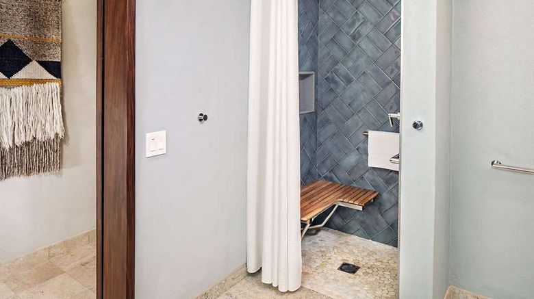 <b>Hilton Grand Vacations Club La Pacifica Room</b>. Images powered by <a href="https://iceportal.shijigroup.com/" title="IcePortal" target="_blank">IcePortal</a>.