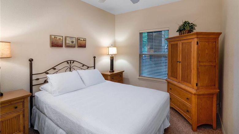 <b>Los Lagos at Hot Springs Village Room</b>. Images powered by <a href="https://iceportal.shijigroup.com/" title="IcePortal" target="_blank">IcePortal</a>.
