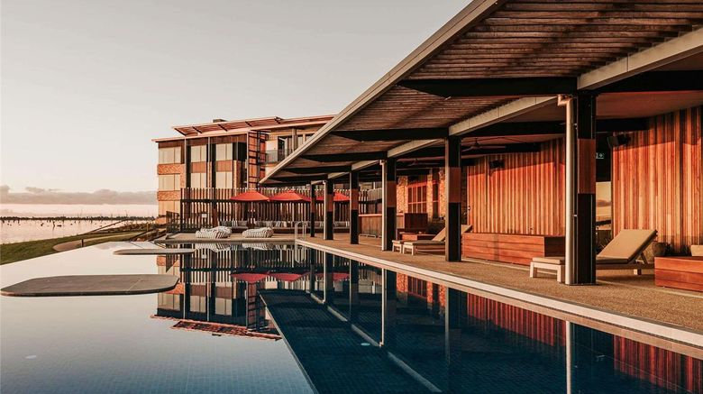 <b>The Sebel Yarrawonga Silverwoods Pool</b>. Images powered by <a href="https://iceportal.shijigroup.com/" title="IcePortal" target="_blank">IcePortal</a>.