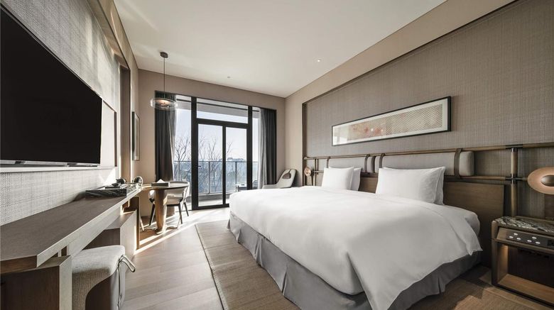 <b>Ocean Spring Resortk-MGallery by Sofitel Room</b>. Images powered by <a href="https://iceportal.shijigroup.com/" title="IcePortal" target="_blank">IcePortal</a>.