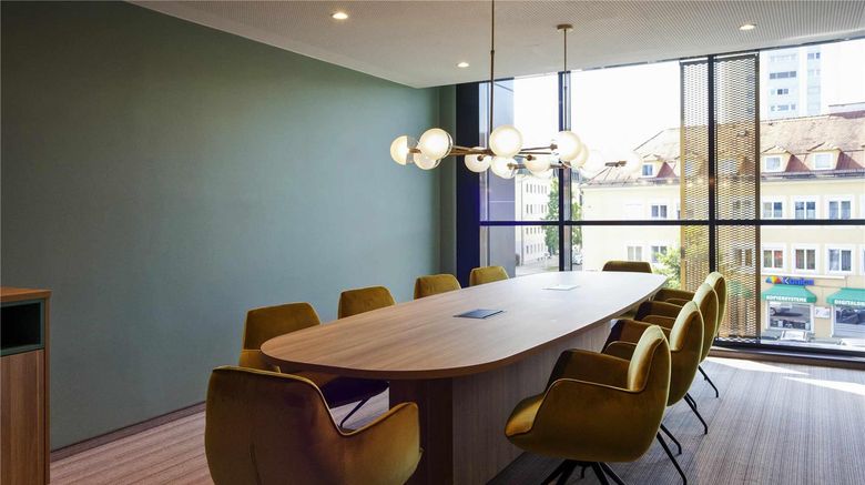 <b>Ibis Styles Klagenfurt Meeting</b>. Images powered by <a href="https://iceportal.shijigroup.com/" title="IcePortal" target="_blank">IcePortal</a>.