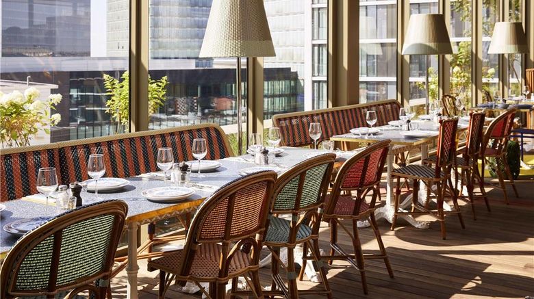 <b>Mama Shelter Luxembourg Restaurant</b>. Images powered by <a href="https://iceportal.shijigroup.com/" title="IcePortal" target="_blank">IcePortal</a>.