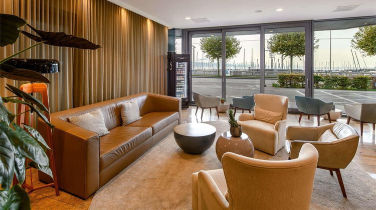 Moevenpick Hotel Lausanne Exterior