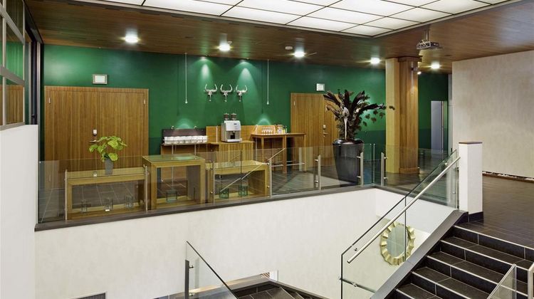 Moevenpick Hotel Zurich-Airport Exterior
