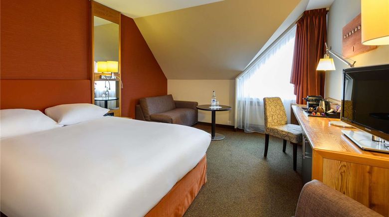 <b>Moevenpick Hotel Egerkingen Room</b>. Images powered by <a href="https://iceportal.shijigroup.com/" title="IcePortal" target="_blank">IcePortal</a>.