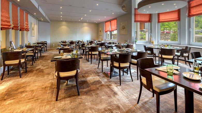 <b>Moevenpick Hotel Egerkingen Restaurant</b>. Images powered by <a href="https://iceportal.shijigroup.com/" title="IcePortal" target="_blank">IcePortal</a>.