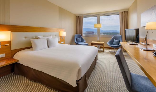 Movenpick Hotel Geneva Room