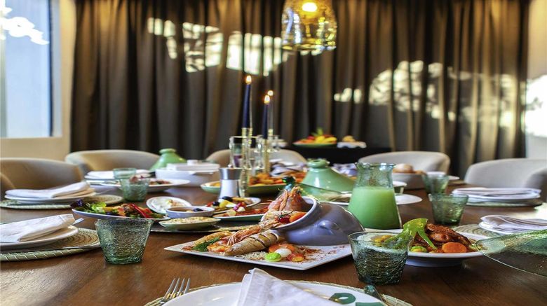 <b>Moevenpick Hotel Gammarth Tunis Restaurant</b>. Images powered by <a href="https://iceportal.shijigroup.com/" title="IcePortal" target="_blank">IcePortal</a>.