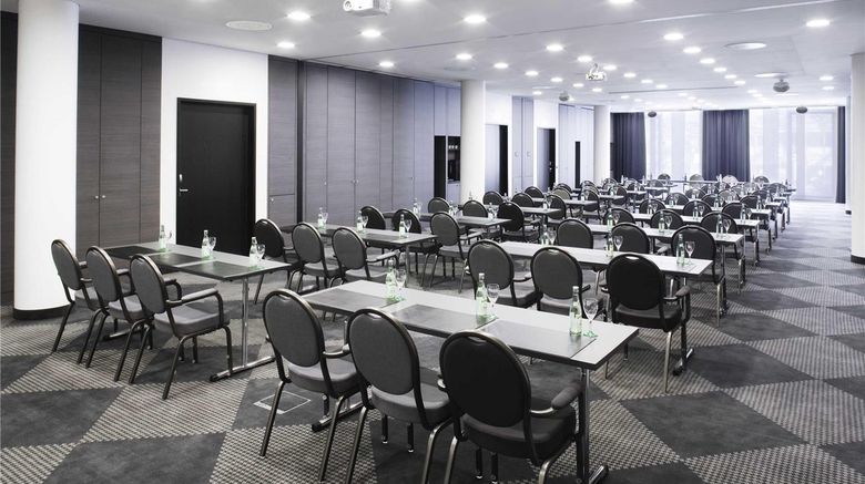 <b>Moevenpick Stuttgart Airport Meeting</b>. Images powered by <a href="https://iceportal.shijigroup.com/" title="IcePortal" target="_blank">IcePortal</a>.