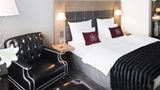 <b>Moevenpick Stuttgart Airport Room</b>. Images powered by <a href="https://iceportal.shijigroup.com/" title="IcePortal" target="_blank">IcePortal</a>.