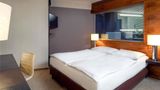 Moevenpick Hotel Hamburg Room