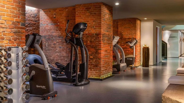 <b>Moevenpick Hotel Hamburg Health</b>. Images powered by <a href="https://iceportal.shijigroup.com/" title="IcePortal" target="_blank">IcePortal</a>.
