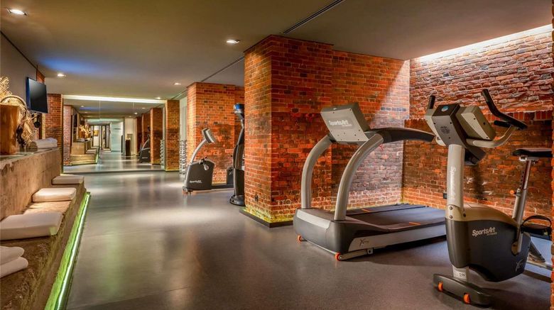 <b>Moevenpick Hotel Hamburg Health</b>. Images powered by <a href="https://iceportal.shijigroup.com/" title="IcePortal" target="_blank">IcePortal</a>.