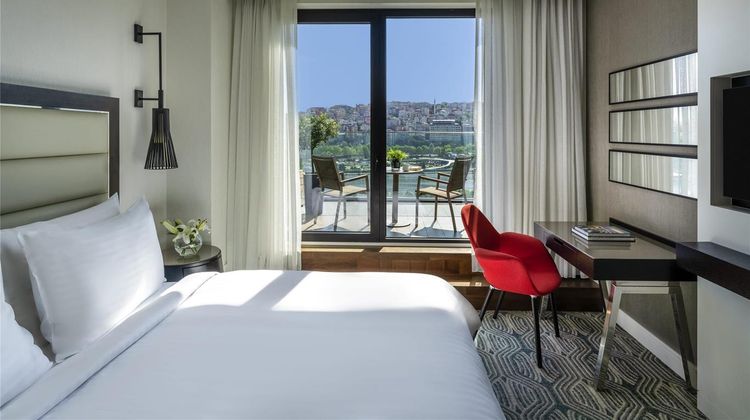 Moevenpick Hotel Istanbul Golden Horn Room