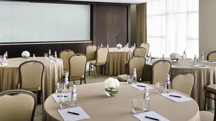 Moevenpick Hotel Jumeirah Lakes Towers Meeting