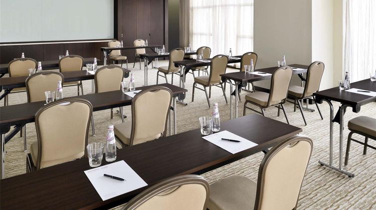 Moevenpick Hotel Jumeirah Lakes Towers Meeting