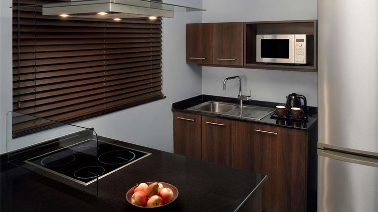 Moevenpick Hotel Apartments Al Mamzar Suite